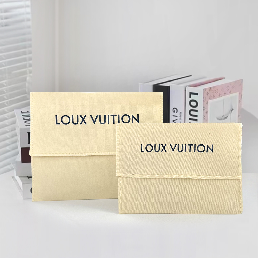 Loux Vuition Envelope